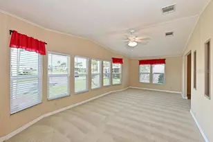 5910 Majestic Way, Palmetto, FL 34221 - Photo 8