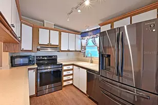 5910 Majestic Way, Palmetto, FL 34221 - Photo 14