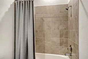 10896 Pinot Dr, Venice, FL 34293 - Photo 30
