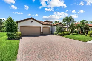 9730 Carnoustie Pl, Bradenton, FL 34211 - Photo 2