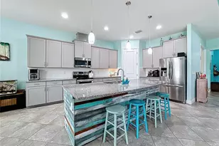 309 167th Blvd E, Bradenton, FL 34212 - Photo 10