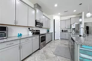 309 167th Blvd E, Bradenton, FL 34212 - Photo 32