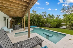 6808 Palm Dr, Holmes Beach, FL 34217 - Photo 26