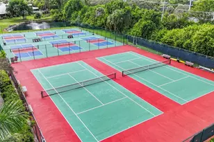 411 Palm Tree Dr, Bradenton, FL 34210 - Photo 32