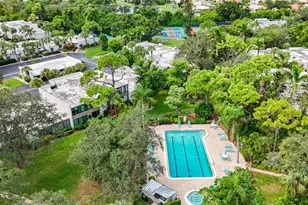 411 Palm Tree Dr, Bradenton, FL 34210 - Photo 38