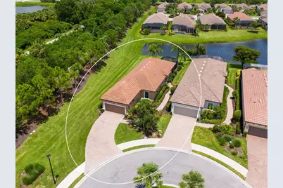 8700 Trattoria Terrace, Sarasota, FL 34238 - Photo 2