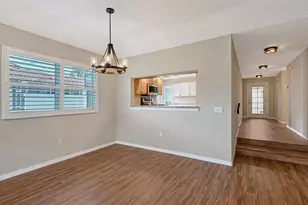 7340 Golf Pointe Cir, Sarasota, FL 34243 - Photo 16