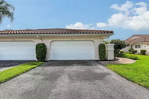 7340 Golf Pointe Cir, Sarasota, FL 34243 - Photo 48