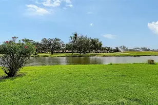 7340 Golf Pointe Cir, Sarasota, FL 34243 - Photo 40