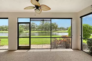 7340 Golf Pointe Cir, Sarasota, FL 34243 - Photo 10