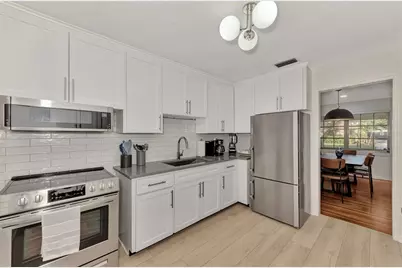 1726 Floyd Street, Sarasota, FL 34239 - Photo 18