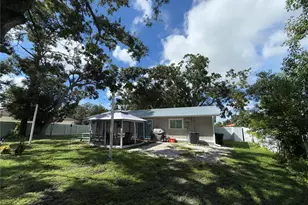 3988 San Luis Dr, Sarasota, FL 34235 - Photo 28