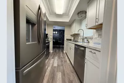 3988 San Luis Drive, Sarasota, FL 34235 - Photo 6