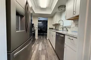 3988 San Luis Dr, Sarasota, FL 34235 - Photo 6