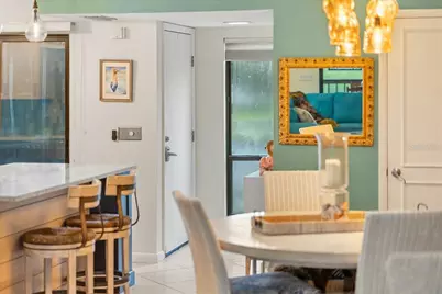 1078 Bird Bay Way #302, Venice, FL 34285 - Photo 4