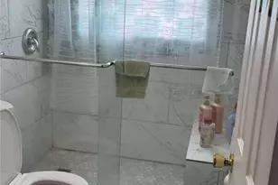 817 29th St E, Bradenton, FL 34208 - Photo 8