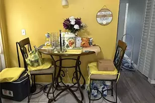 817 29th St E, Bradenton, FL 34208 - Photo 6