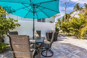 5701 Holmes Blvd, Holmes Beach, FL 34217 - Photo 28