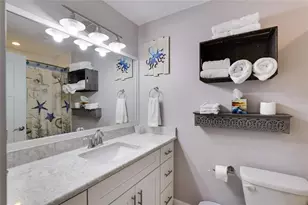 5701 Holmes Blvd, Holmes Beach, FL 34217 - Photo 16