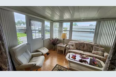 3402 Spanish Oak Terrace, Sarasota, FL 34237 - Photo 14