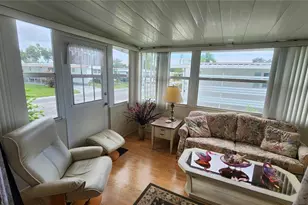 3402 Spanish Oak Terrace, Sarasota, FL 34237 - Photo 14