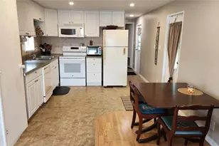 3402 Spanish Oak Terrace, Sarasota, FL 34237 - Photo 8