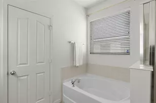 2815 Shelburne Way, Saint Cloud, FL 34772 - Photo 24