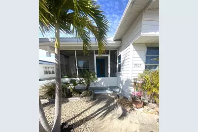 2307 New York Avenue, Bradenton, FL 34207 - Photo 2