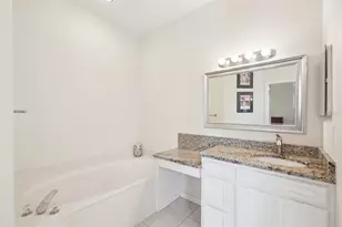 3829 Alamanda Dr, Sarasota, FL 34238 - Photo 18