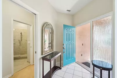 3829 Alamanda Drive, Sarasota, FL 34238 - Photo 2