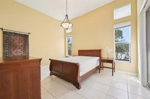 3829 Alamanda Dr, Sarasota, FL 34238 - Photo 18