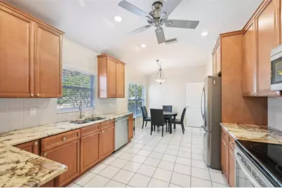 3829 Alamanda Drive, Sarasota, FL 34238 - Photo 8