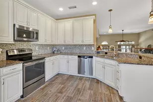 8421 Olinda Way, Fort Myers, FL 33912 - Photo 16