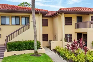 5216 Lake Village Dr, Sarasota, FL 34235 - Photo 4