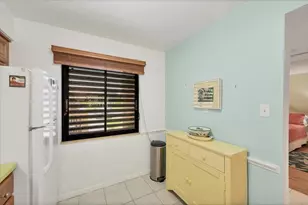 5216 Lake Village Dr, Sarasota, FL 34235 - Photo 18