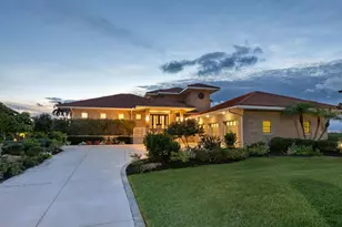 5800 Tidewood Ave, Sarasota, FL 34231 - Photo 2