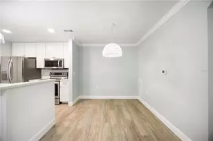 8821 Manor Loop, Lakewood Ranch, FL 34202 - Photo 10