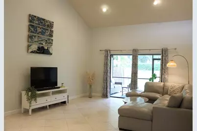 22383 Thousand Pines Lane, Boca Raton, FL 33428 - Photo 4