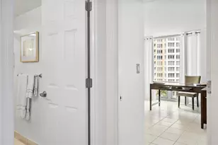 1111 N Gulfstream Ave, Sarasota, FL 34236 - Photo 30