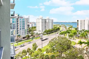 1111 N Gulfstream Ave, Sarasota, FL 34236 - Photo 36