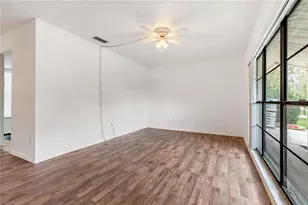 1256 Foggy Ridge Pkwy, Lutz, FL 33559 - Photo 2