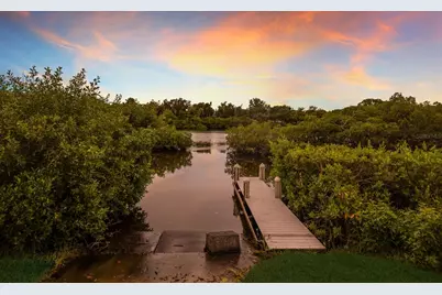 5565 Cannes Circle #5565, Sarasota, FL 34231 - Photo 38