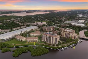 5565 Cannes Cir, Sarasota, FL 34231 - Photo 2