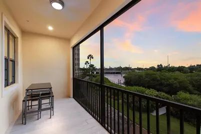 5565 Cannes Circle #5565, Sarasota, FL 34231 - Photo 18