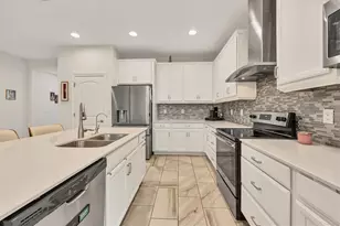 7107 Indus Valley Cir, Parrish, FL 34219 - Photo 14