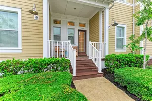 258 Sapphire Lake Dr, Bradenton, FL 34209 - Photo 4