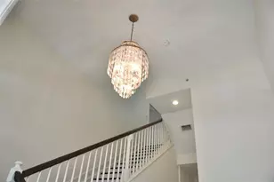 258 Sapphire Lake Dr, Bradenton, FL 34209 - Photo 8