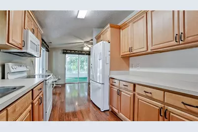 304 50th Avenue Terrace W, Bradenton, FL 34207 - Photo 12