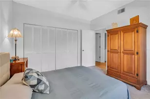 1720 Starling Dr, Sarasota, FL 34231 - Photo 24