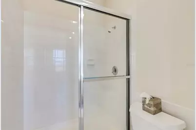 7812 Bergamo Avenue, Sarasota, FL 34238 - Photo 20